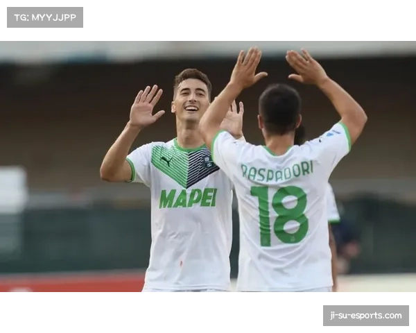 萨索洛控球优先原则执行僵化，面对对手针对性逼抢时应变能力欠缺